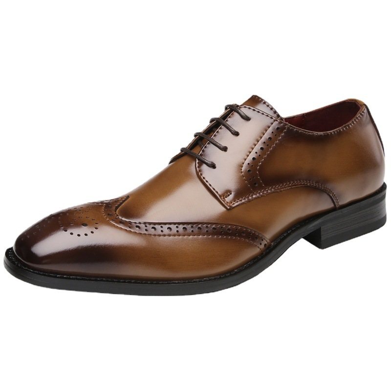 Miesten Juhlakengät Brogue Lace Up Teräväkärkinen Lehmännahka
