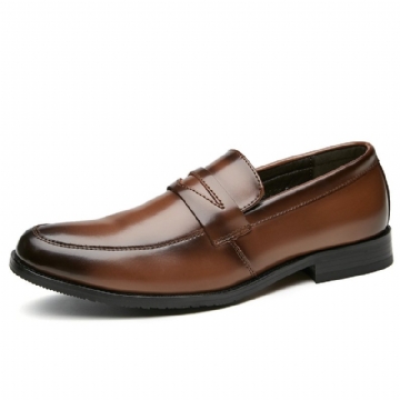 Miesten Juhlakengät Loafers Mokkasiinit Lehmännahkainen Pyöreä Varvassuoja