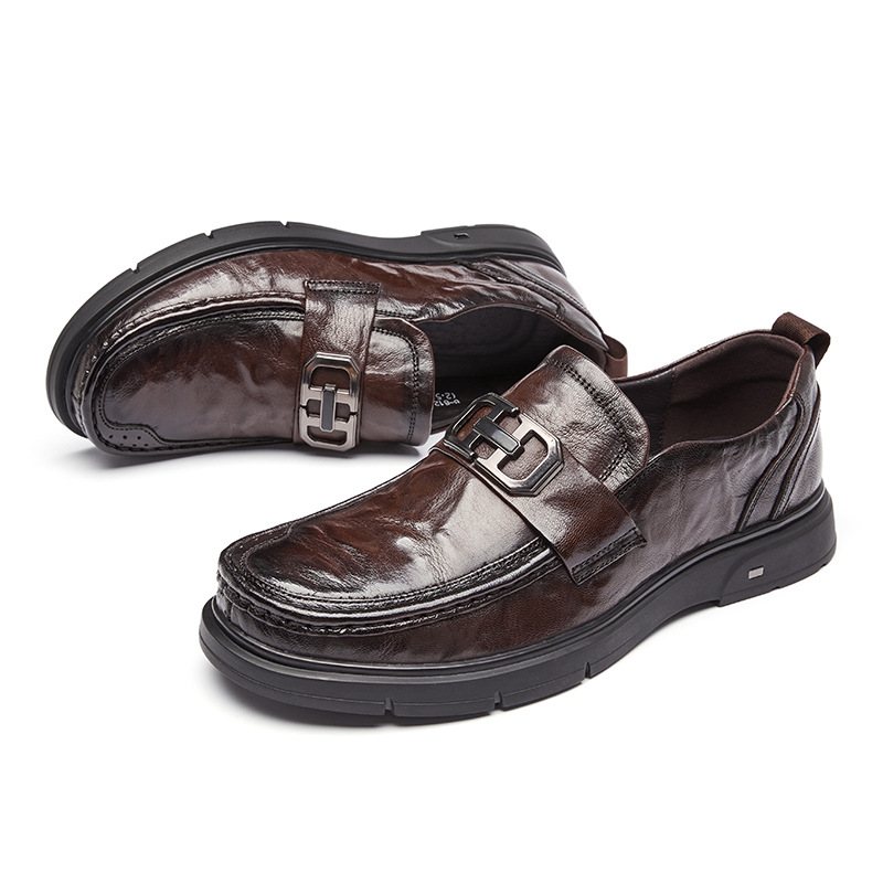 Miesten Juhlakengät Loafers Retro Pyöreä Toe Lehmännahkainen Metallisolki